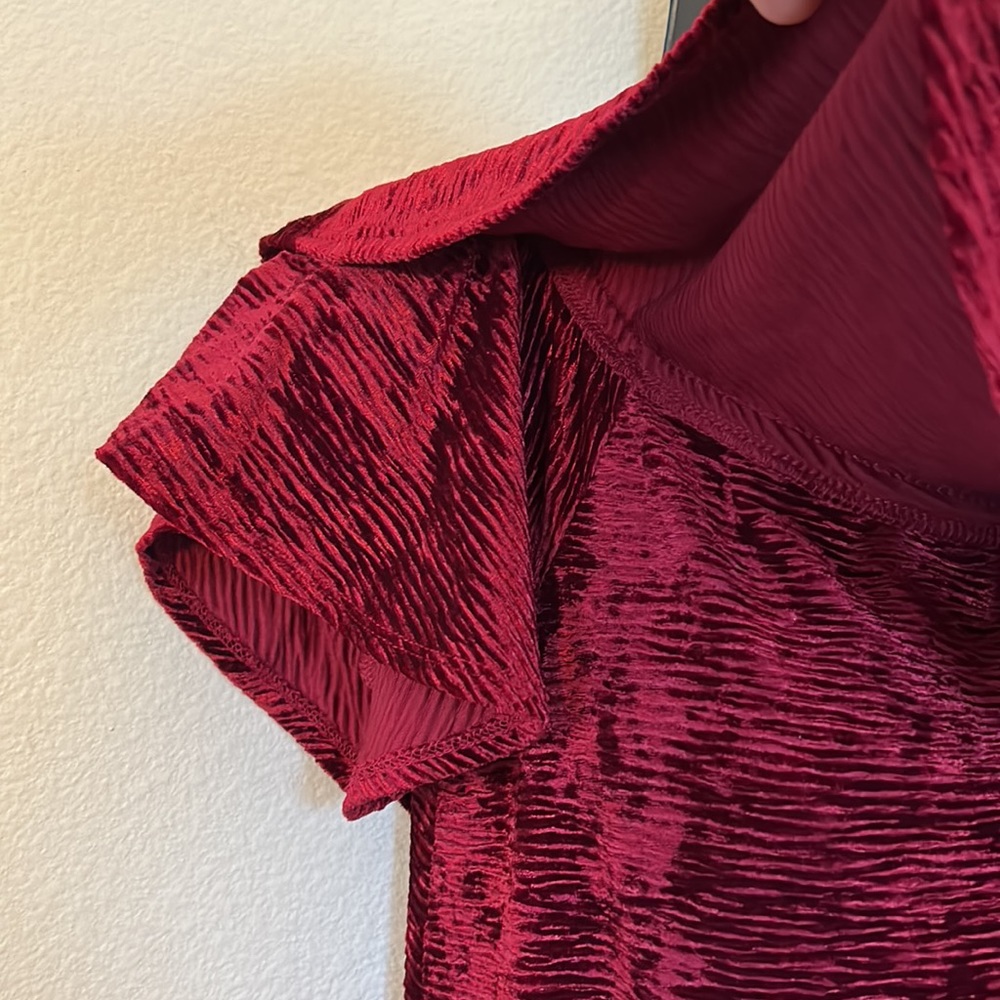Knox Rose Burgundy Maroon Crushed Velvet Ruffle Off the Shoulder Top - Picture 7 of 12